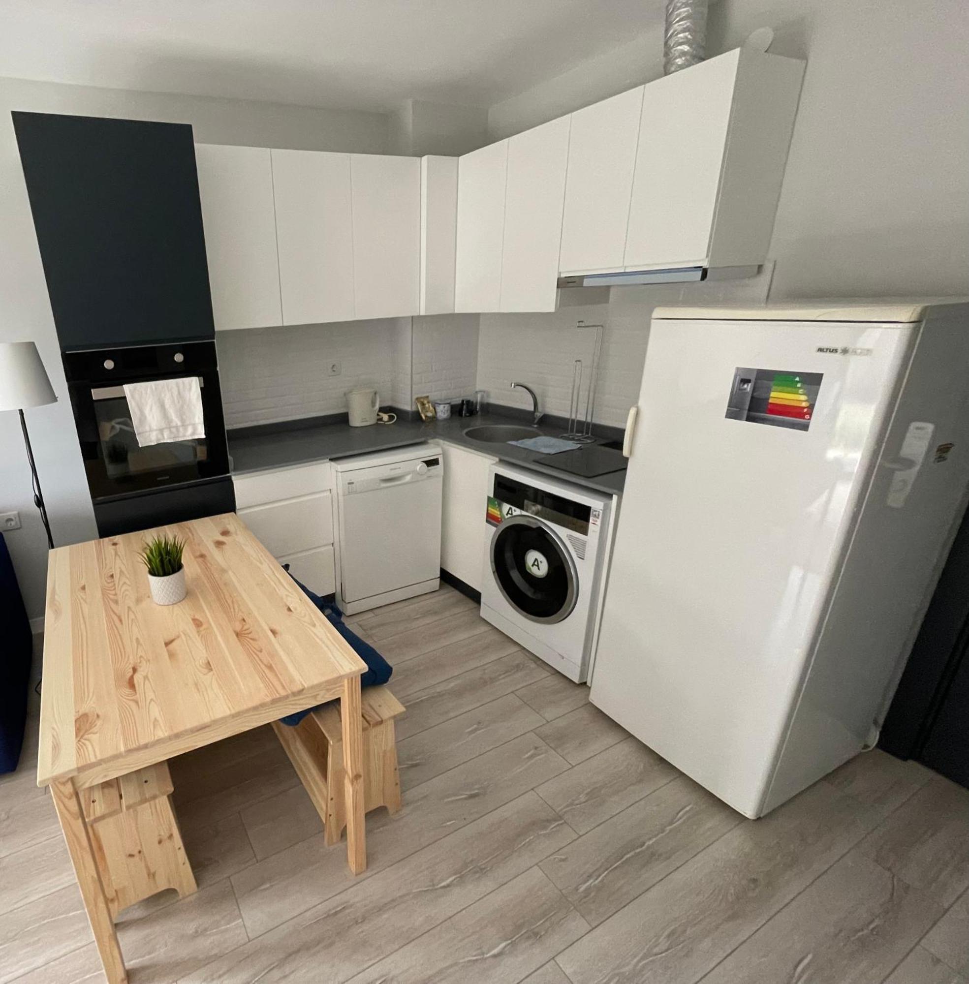 Flat For Rent 5 Minute From Airport Appartement